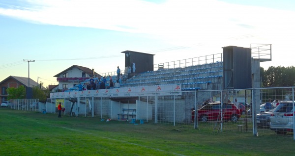 Fudbalski stadion Omarska - Omarska