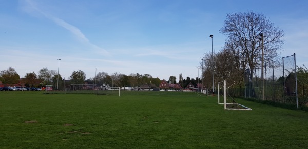 Gemeinde- und Sportzentrum Juliankadamm C-Platz - Heiligenstedten