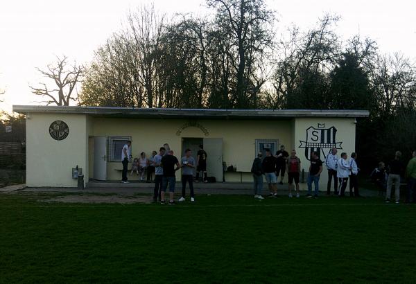 Sportplatz an der Grundschule - Lübeck-Niendorf