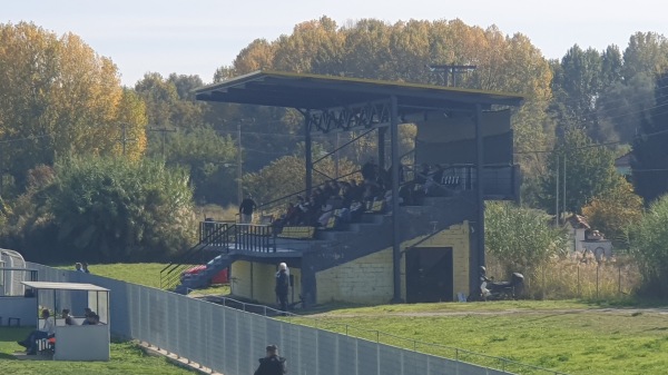 Dimotiko Gipedo Neas Amisou - Drama