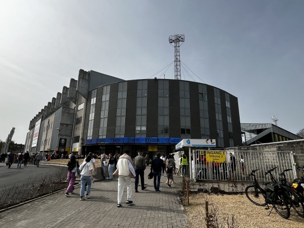 Herman Vanderpoortenstadion - Lier