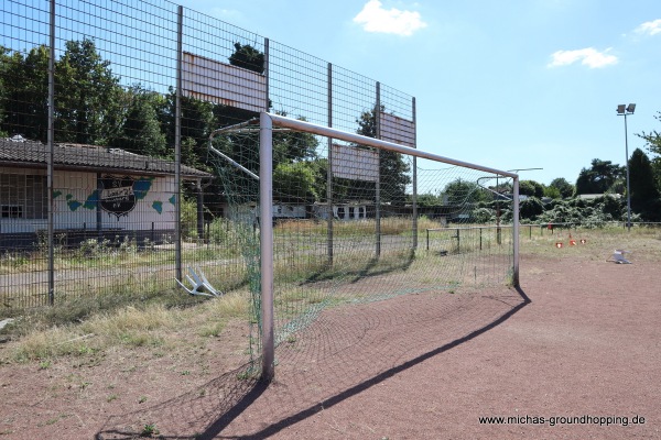 Bezirkssportanlage Ahrstraße I / Vogelwiese Platz 2 - Duisburg-Laar