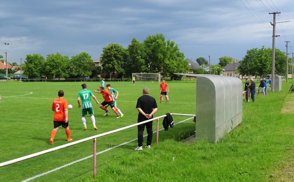 Futbalový štadión Horný Ohaj - Vráble-Horný Ohaj