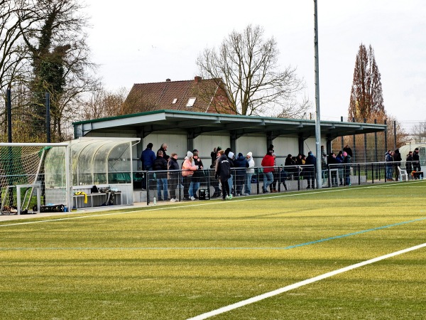 Sportanlage Zum Häpper Platz 3 - Münster/Westfalen-Amelsbüren
