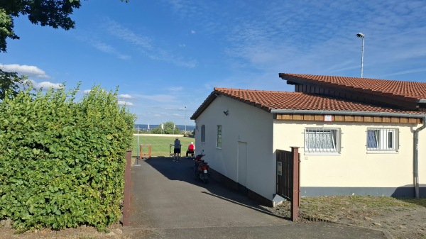 Eddi-Bommersheim-Sportfeld - Hungen-Obbornhofen