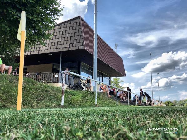 Sportgelände Burgstein - Lichtenstein/Württemberg-Holzelfingen