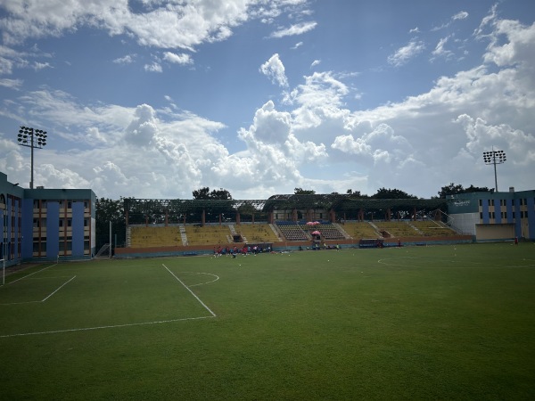 Thanh Long Sports Center Sân 01 - Thành phố Hồ Chí Minh (Ho Chi Minh City)