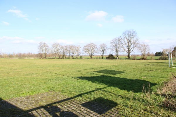Sportplatz Am Marienkreuz - Erftstadt-Herrig