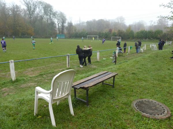 Oberwaldstadion Nebenplatz 2 - Karlsruhe-Durlach