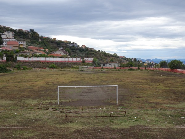 Stadiumi Kastrioti - Krujë