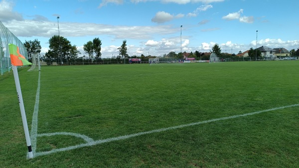 Sportplatz Kapellerfeld - Kapellerfeld