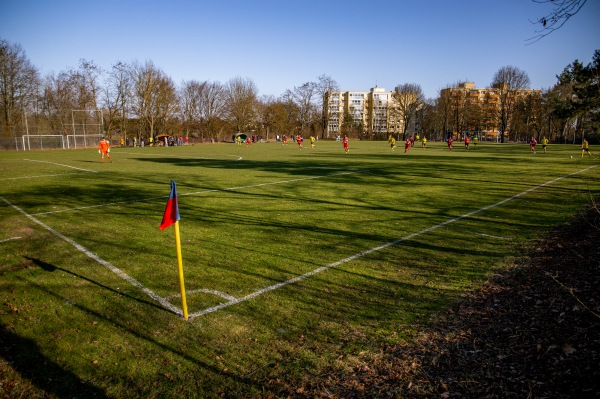 Sportanlage Karl-May-Straße Platz 3 - Erlangen-Frauenaurach