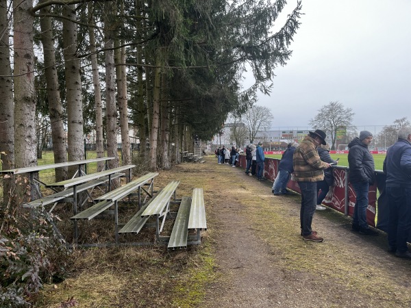 Sportpark Valznerweiher Platz 5 - Nürnberg-Zerzabelshof