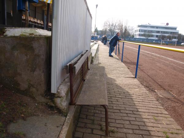 Sportplatz Cathostraße - Essen/Ruhr-Bergeborbeck