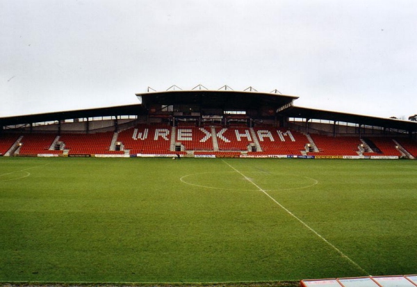 Y Cae Ras - Wrexham-Rhos-Ddu, Wrexham