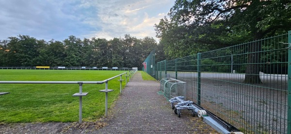 Waldsportplatz - Laufeld