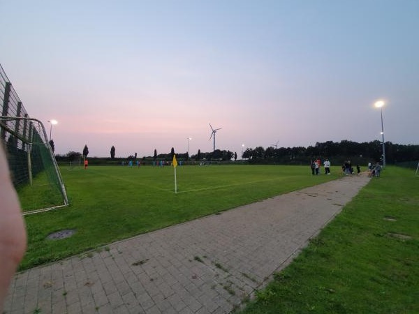 Sportpark Stader Straße E-Platz - Oyten