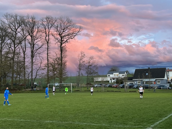 Sportplatz Waldweg - Kleinsteinhausen