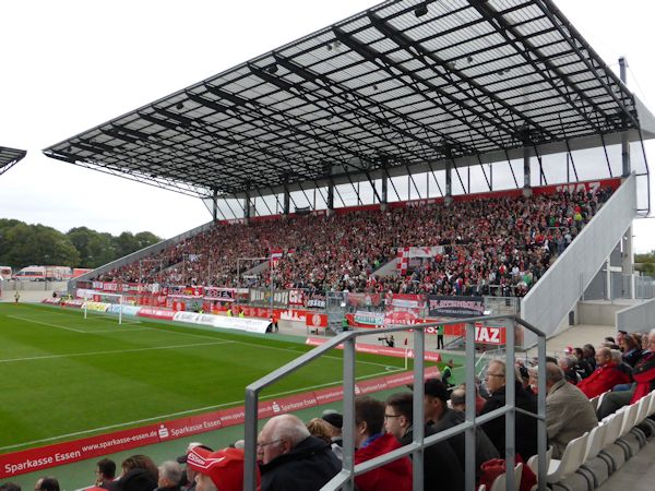 Stadion an der Hafenstraße - Essen/Ruhr-Bergeborbeck