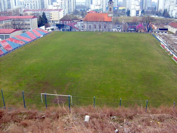 Stadion kraj Bežanijske crkve - Beograd