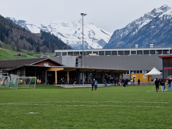 Sportanlage Wengmatti Nebenplatz Piste - Frutigen