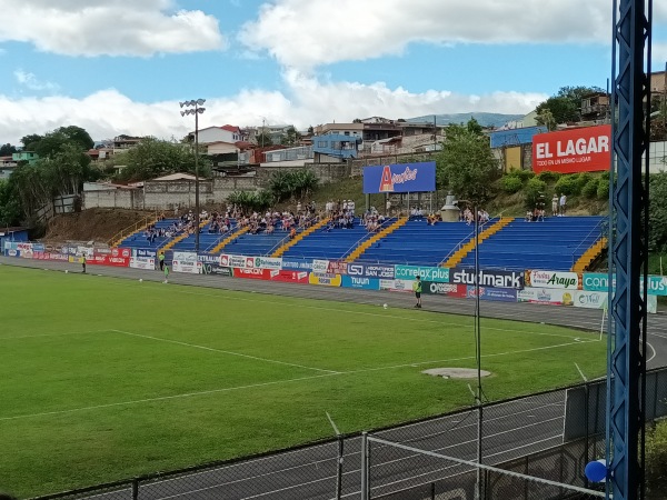 Estadio Allen Riggioni Suárez - Grecia