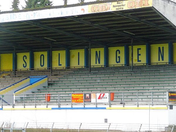 Stadion am Hermann-Löns-Weg - Solingen-Ohligs