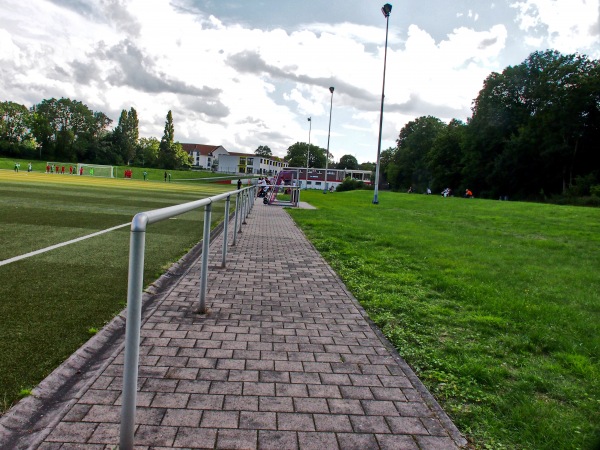 Volksparkstadion Nebenplatz 1 - Duisburg-Rheinhausen