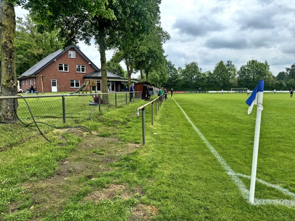 Sportanlage Horsthöfe - Delbrück-Seglingsheide