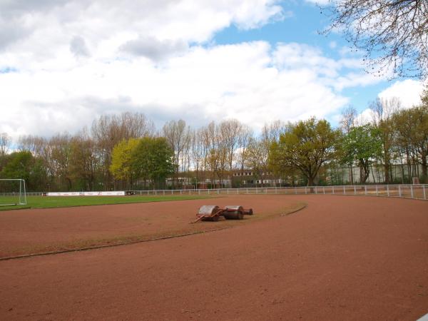 Heinrich-Hamacher-Sportpark - Duisburg-Neumühl