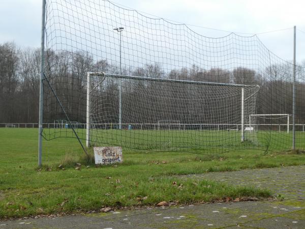 Sportanlage Biberweg B-Platz - Braunschweig-Ölper