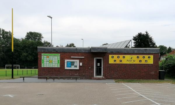 Postsportplatz Alexandersfeld - Oldenburg (Oldenburg)-Alexandersfeld