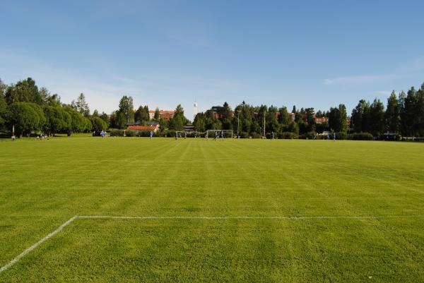Haukiniemen urheilukenttä - Iisalmi
