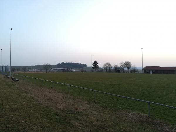 Sportplatz an der Schule - Unterschneidheim-Zipplingen