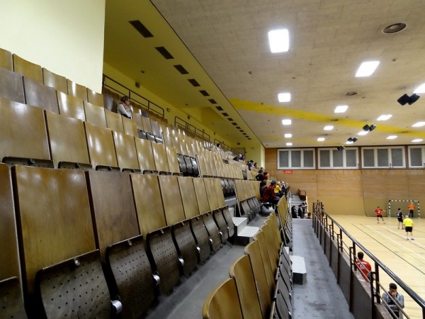 Sporthalle am Kronenbusch - Wesseling