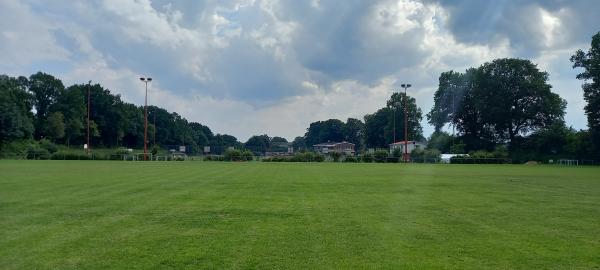 Kleines Alsterstadion B-Platz - Tangstedt/Stormarn-Wilstedt