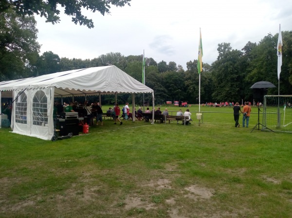 Sportzentrum Am Park - Jerichow-Redekin
