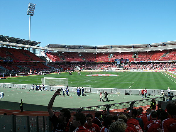 Max-Morlock-Stadion - Nürnberg-Dutzendteich