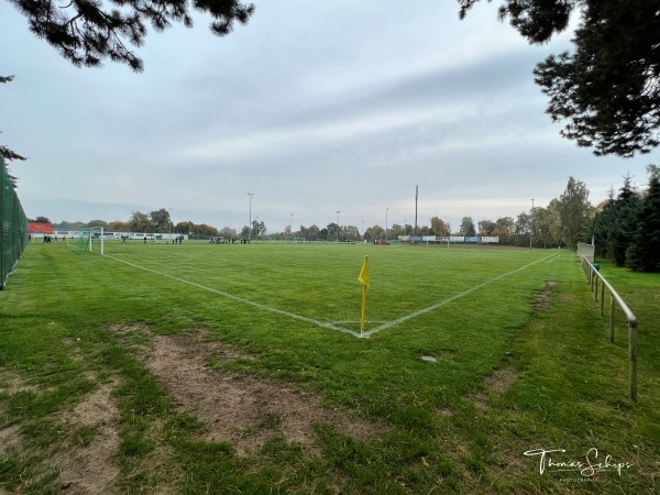 Polizeisportplatz Damerower Weg - Rostock