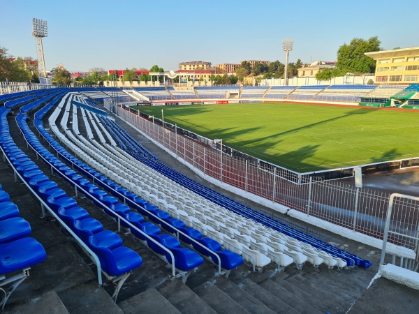 Dinamo stadioni - Samarkand