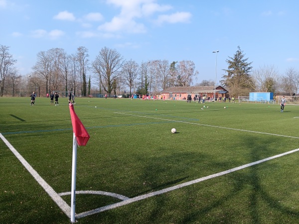 Sportplatz Krummesser Landstraße - Lübeck-Kronsforde