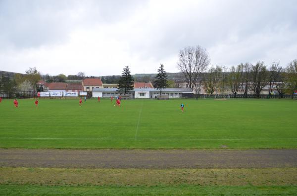 Fotbalový a lehkoatletický stadion Hustopeče - Hustopeče