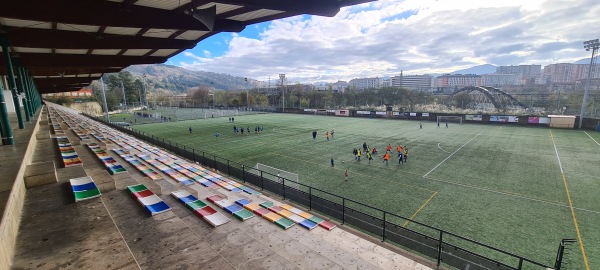 Campo de Fútbol de Etxebarri Futbol Zelaia - Echévarri (Etxebarri), PV