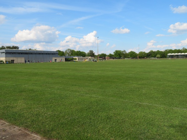 Walter-Bettges-Stadion C-Platz - Langenhagen