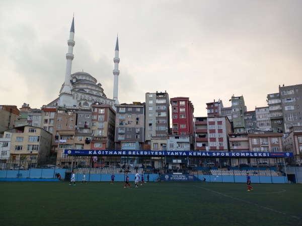 Kağıthane Belediyesi Yahya Kemal spor kompleksi - İstanbul