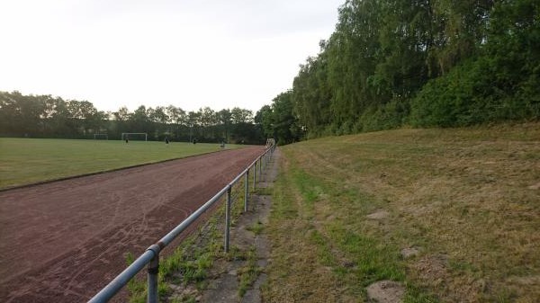 Rudolf-Harbig-Stadion - Detmold-Klüt