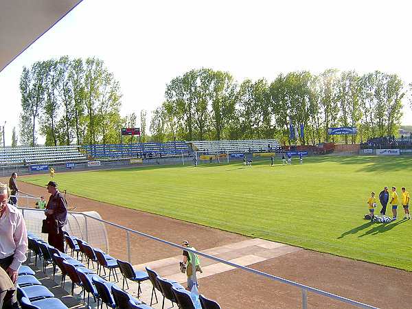 Stadionul Tineretului Urziceni - Urziceni