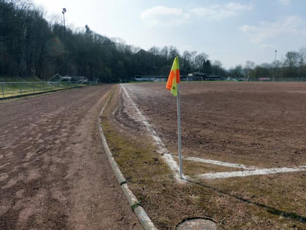 Bezirkssportanlage Schmitzers Wiese Platz 3 - Koblenz