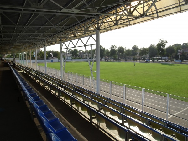 Tukimachilik Stadioni - Toshkent (Tashkent)