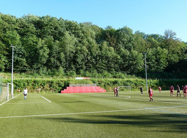 Sportplatz Gilsbacher Straße - Burbach/Siegerland-Wahlbach